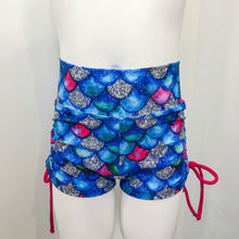 Load image into Gallery viewer, Tie rouched shorts
